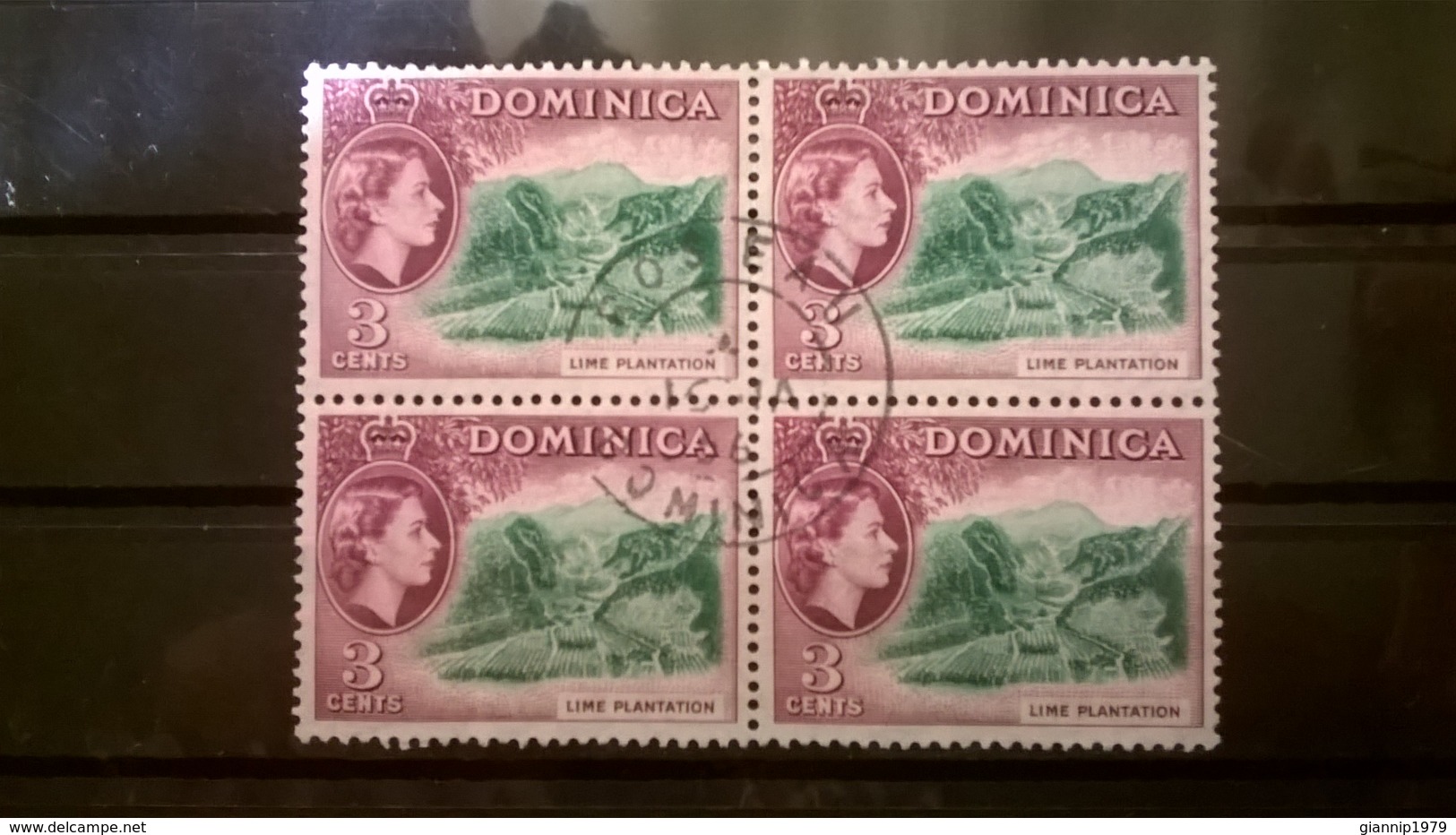 FRANCOBOLLI STAMPS DOMINICA 1954 USED QUARTINA SERIE QUEEN ELIZABETH II ANNULLO ROSEAU OBLITERE REGINA ELISABETTA II - Dominica (1978-...)