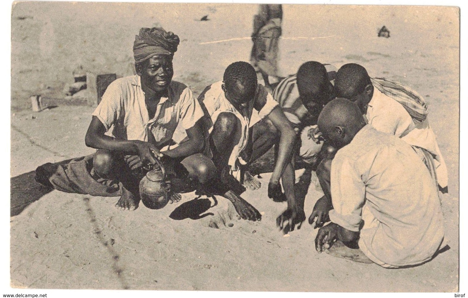 SOMALIA ITALIANA - INDIGENI CHE GIUOCANO - Somalia