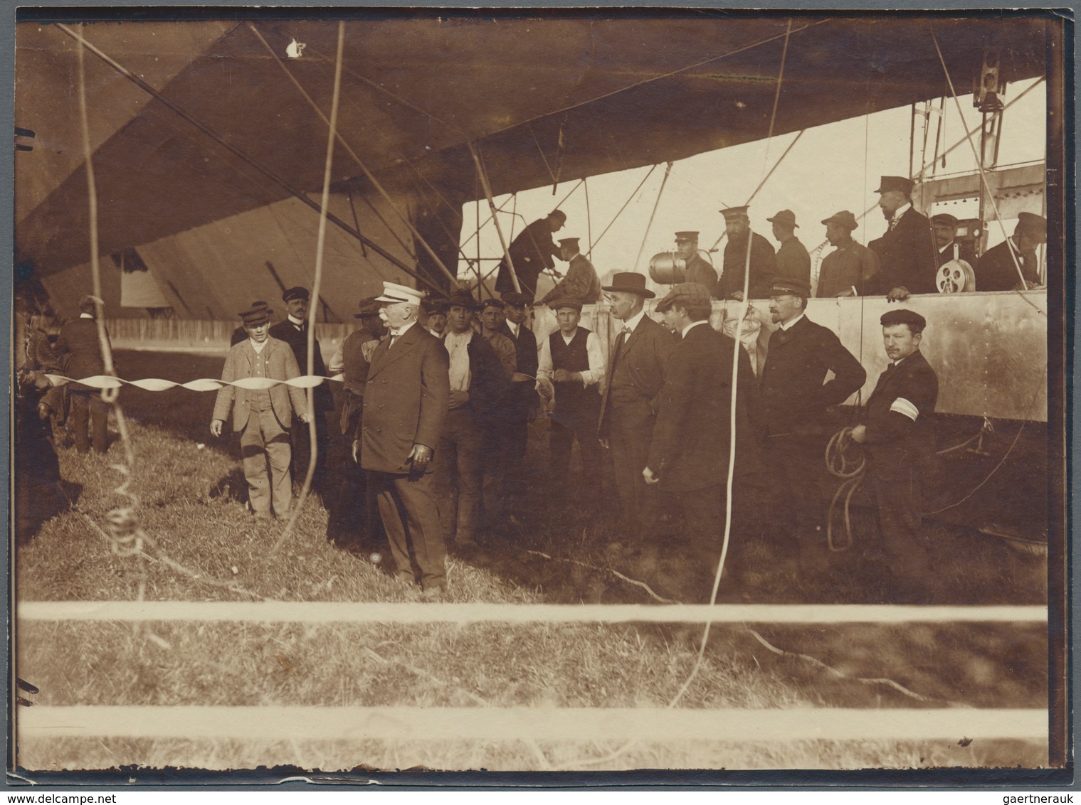 Thematik: Zeppelin / Zeppelin: Original, Period Photograph Of Airship Pioneer Graf Zeppelin In Front - Zeppelins