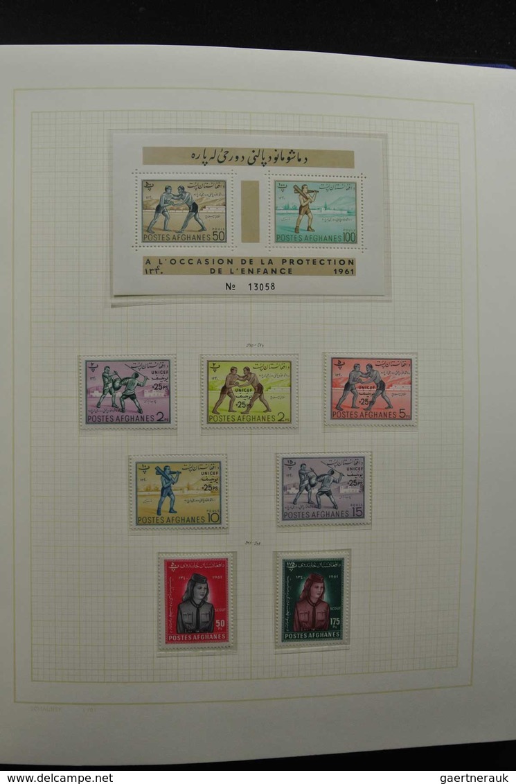 Afghanistan: 1871-1973: Well filled, MNH, mint hinged and used collection Afghanistan 1871-1973 in b