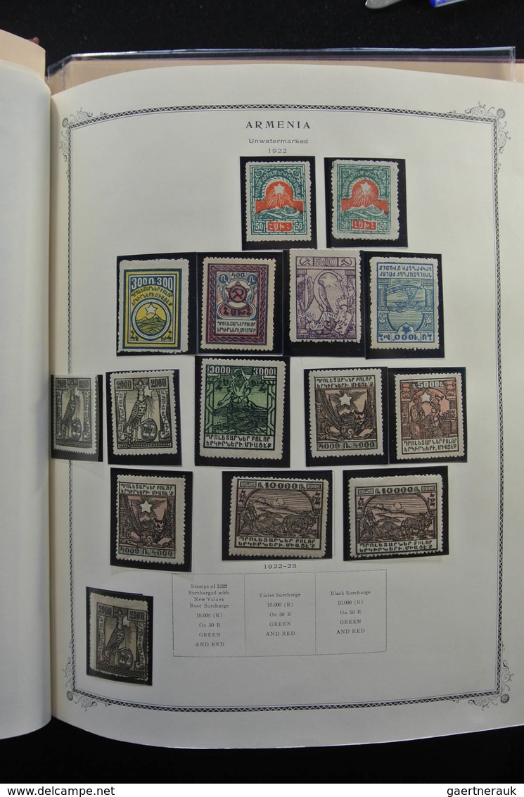 Armenien: 1919-2009: Well filled, mostly MNH collection Armenia 1919-2009 on Scott pages in springba