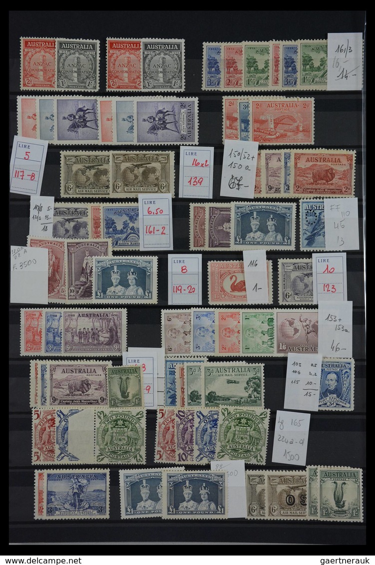 Australien: 1912-1966: Mostly MNH And Mint Hinged Lot Australia 1912-1966 On Stockpages In Folder. L - Collections