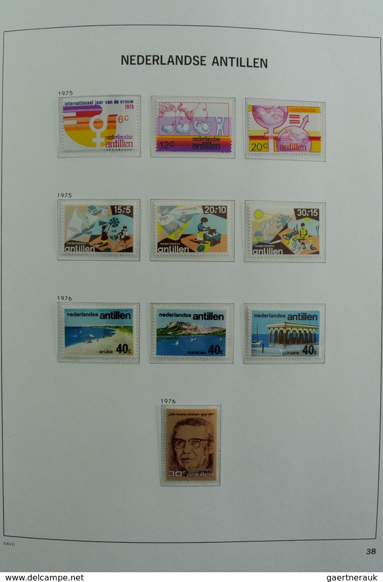 Curacao: 1873-2000: Almost complete, mostly MNH and mint hinged collection Curaçao 1873-2000 in 2 Da