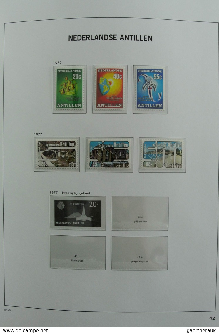 Curacao: 1873-2000: Almost complete, mostly MNH and mint hinged collection Curaçao 1873-2000 in 2 Da