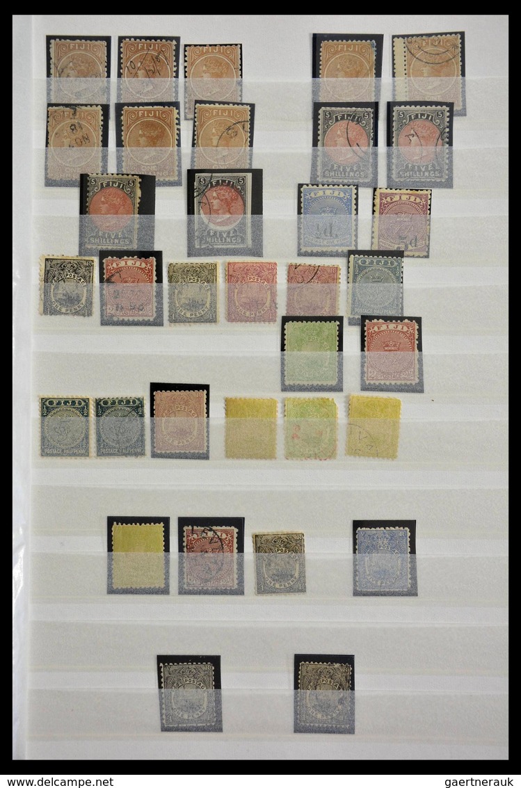 Fiji-Inseln: 1870-1962: Stockbook with a MNH, mint hinged and used collection Fiji 1870-1962. Collec