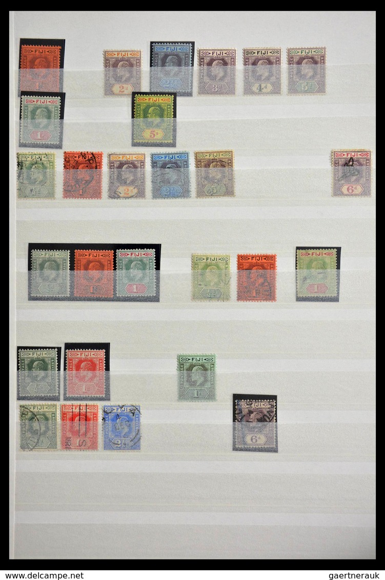 Fiji-Inseln: 1870-1962: Stockbook with a MNH, mint hinged and used collection Fiji 1870-1962. Collec