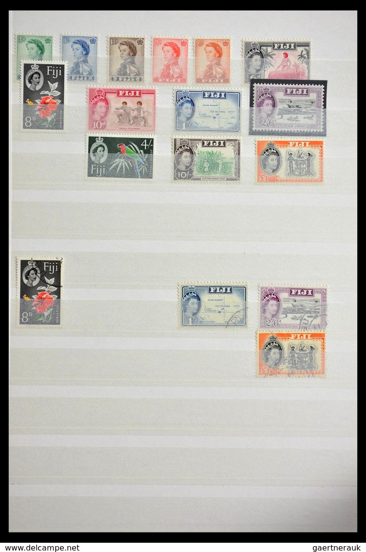 Fiji-Inseln: 1870-1962: Stockbook with a MNH, mint hinged and used collection Fiji 1870-1962. Collec