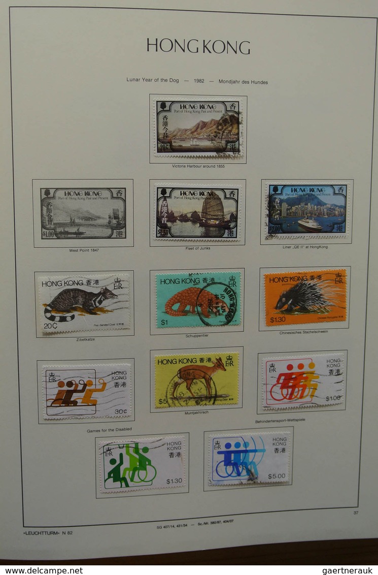 Hongkong: 1882-2002. MNH, mint hinged and used collection Hong Kong 1882-2002 in 4 albums. The empha