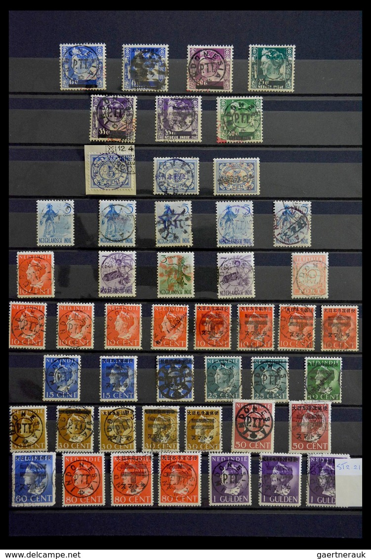 Indonesien: 1945-1948: Very wellf illed, mint hinged and used collection interimperiod Indonesia in