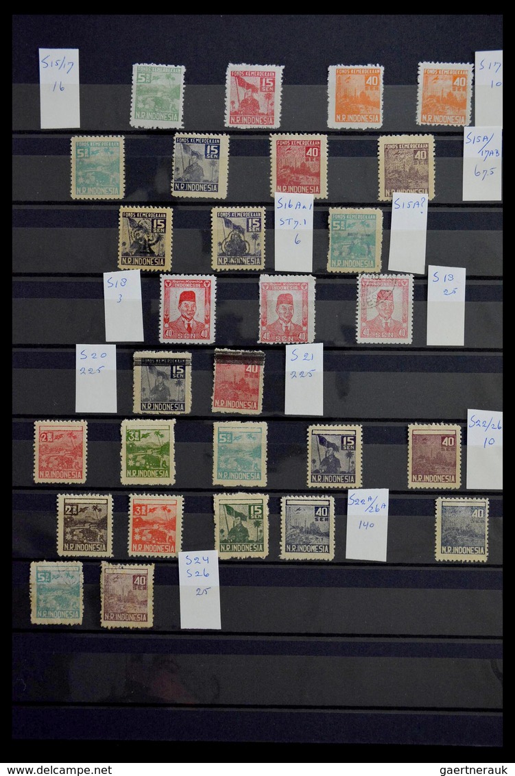 Indonesien: 1945-1948: Very wellf illed, mint hinged and used collection interimperiod Indonesia in