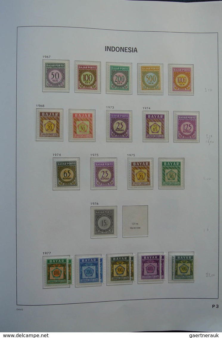 Indonesien: 1949-2012: As good as complete, almost only MNH collection Indonesia 1949-2012 in Davo c