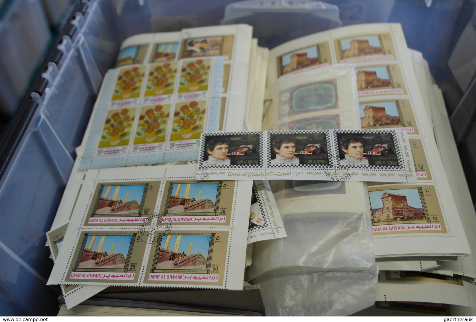 Jemen - Königreich: 1960s, and Ajman, Mahra etc. Phenomenal lot consisting of 245 boxes containing i