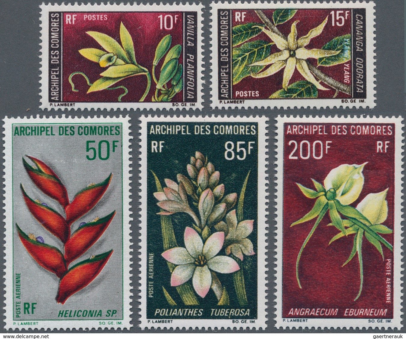 Komoren: 1969, Flowers Complete Set Of Five Incl. The Airmail Stamps In A Lot With 300 Sets In Large - Sonstige & Ohne Zuordnung