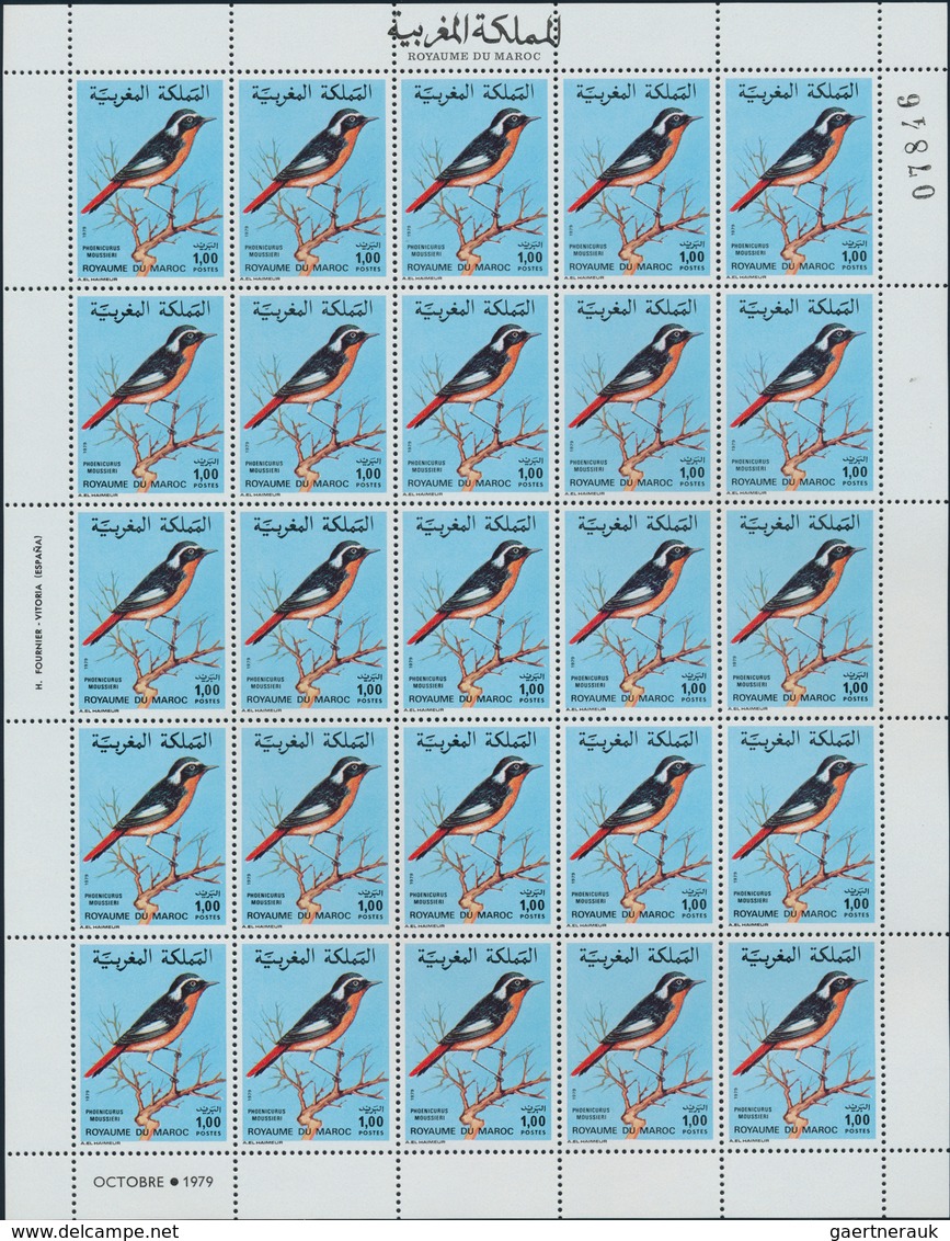 Marokko: 1957/1994, Comprehensive Collection/accumulation Of (larger) Units And Many Complete Sheets - Unused Stamps