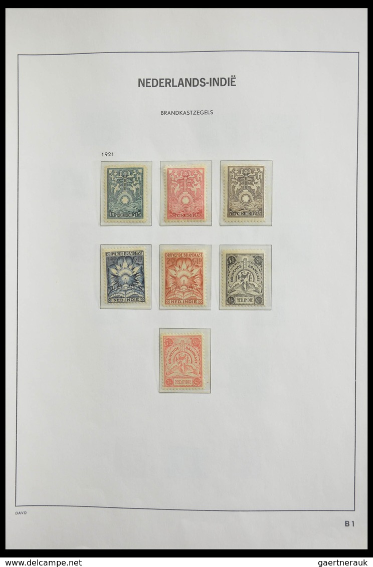 Niederländisch-Indien: 1864-1948: Almost complete, mostly MNH and mint hinged collection Dutch east