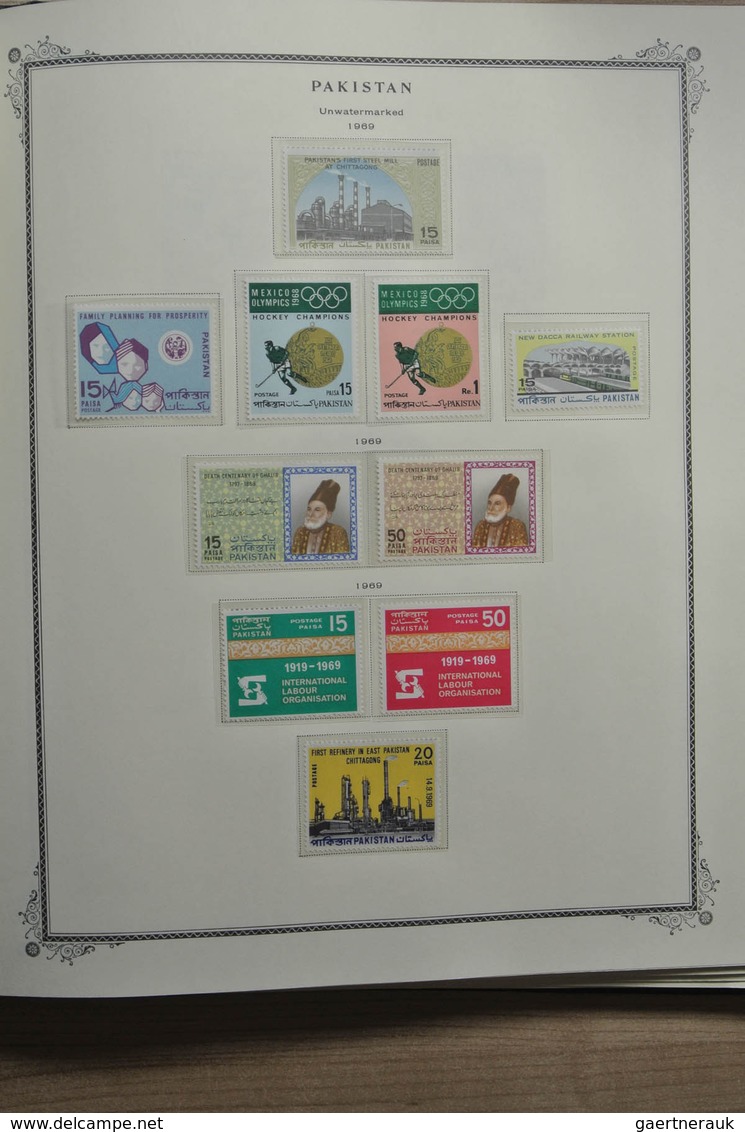 Pakistan: 1947-1973. Overcomplete, MNH, mint hinged and used collection Pakistan 1947-1973 in Scott