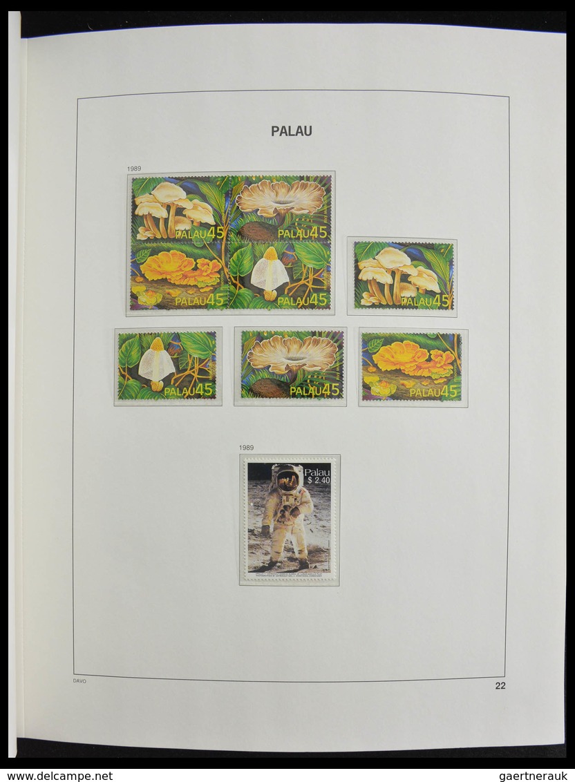 Palau: 1983-1999: MNH, apparently complete collection Palau 1983-1999 in Davo luxe album and stockbo