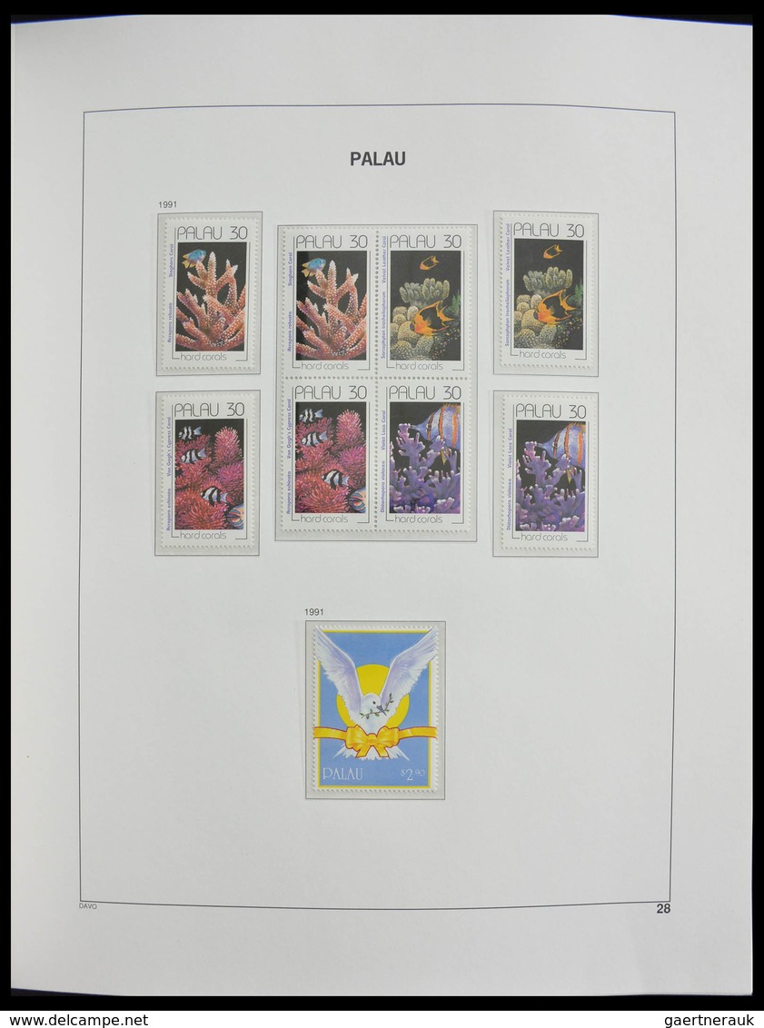 Palau: 1983-1999: MNH, apparently complete collection Palau 1983-1999 in Davo luxe album and stockbo