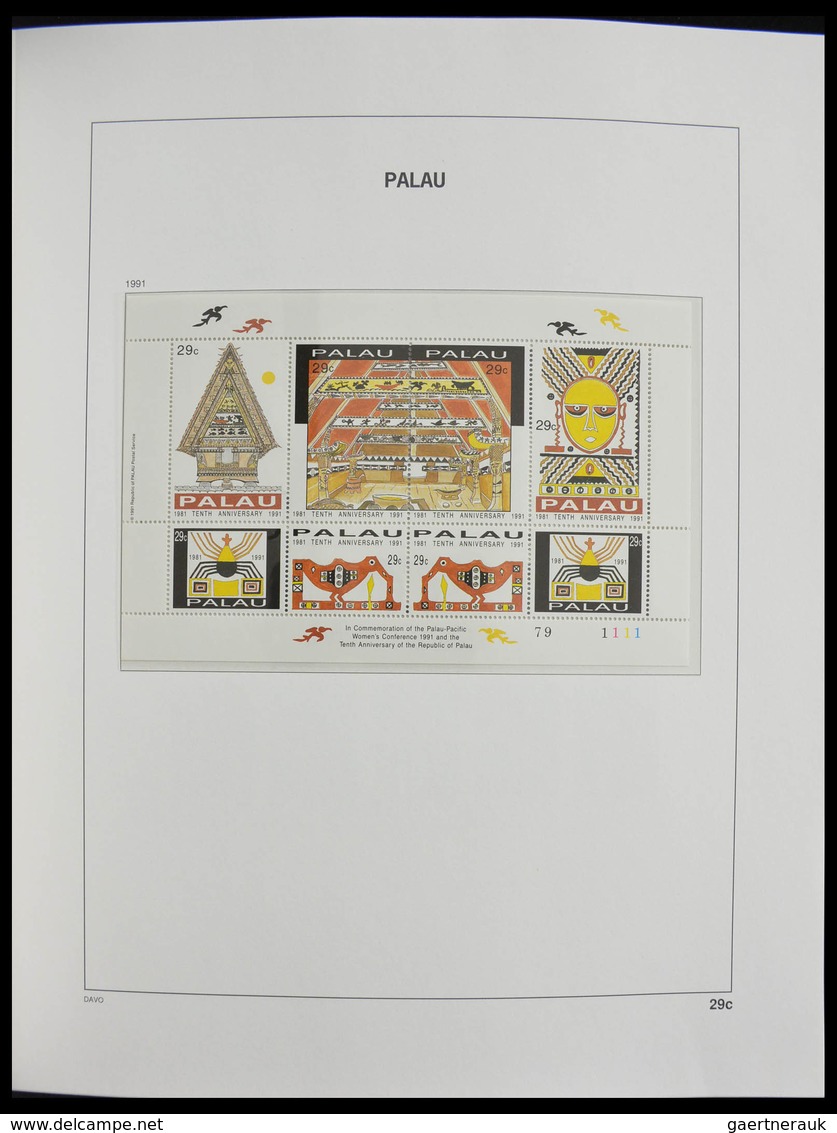 Palau: 1983-1999: MNH, apparently complete collection Palau 1983-1999 in Davo luxe album and stockbo