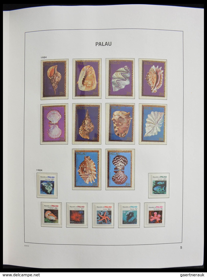 Palau: 1983-1999: MNH, apparently complete collection Palau 1983-1999 in Davo luxe album and stockbo