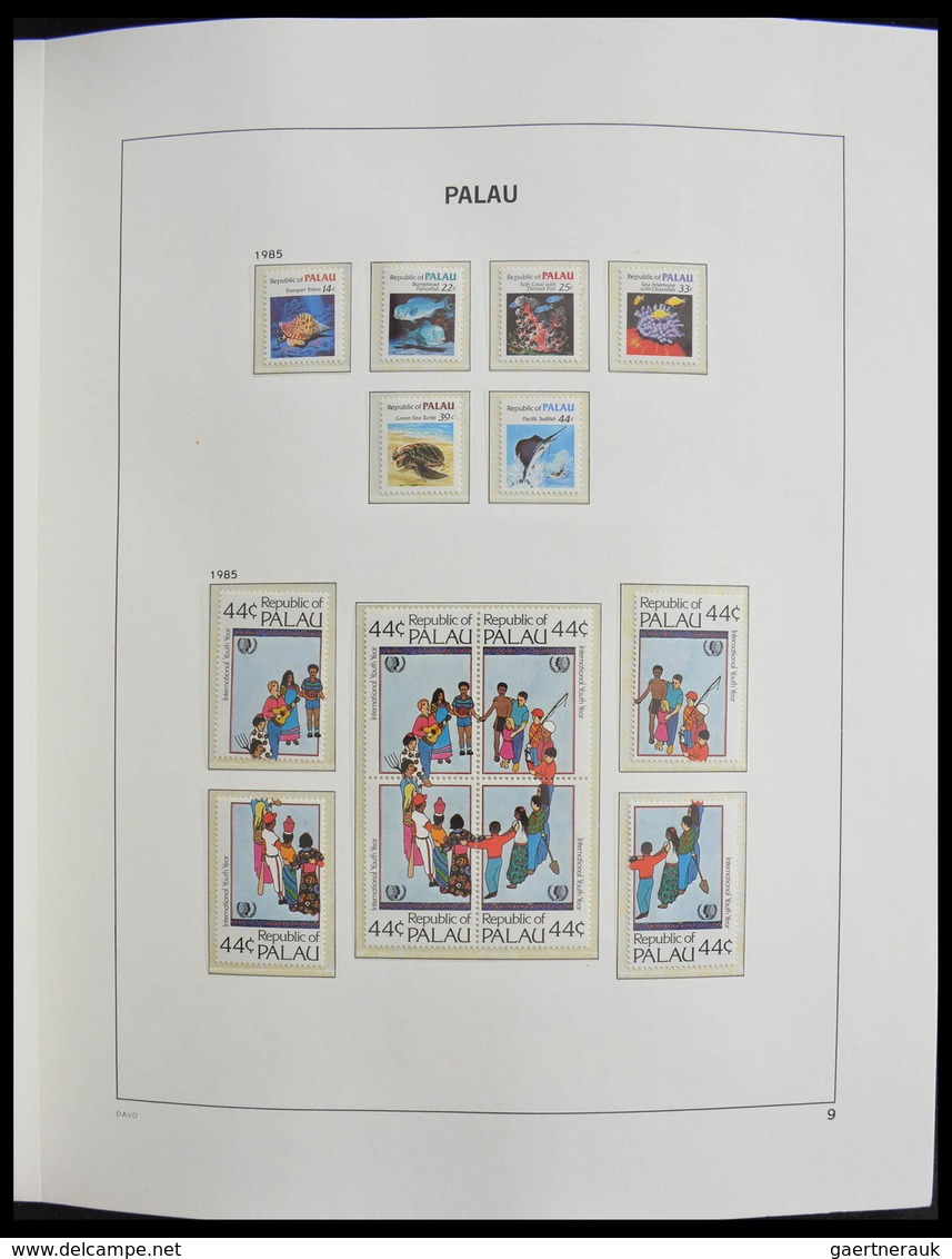 Palau: 1983-1999: MNH, apparently complete collection Palau 1983-1999 in Davo luxe album and stockbo