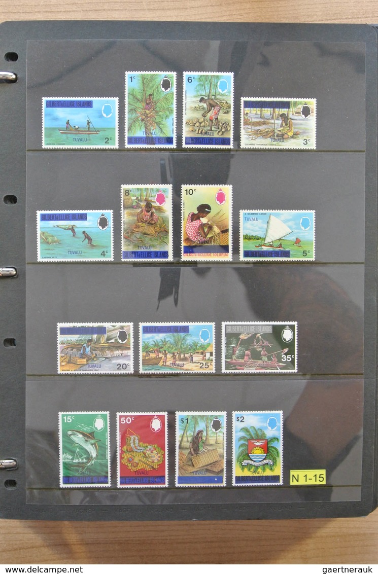 Tuvalu: 1976-2007: Complete, MNH Collection Tuvalu 1976-2007 In 2 Albums, Including Stampbooklets, G - Tuvalu (fr. Elliceinseln)