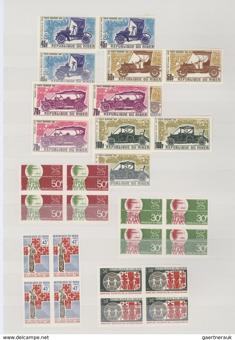 Afrika: 1968/1969, French Africa, Collection Of Apprx. 377 Imperf. Stamps, Apparently Mainly Complet - Sonstige - Afrika