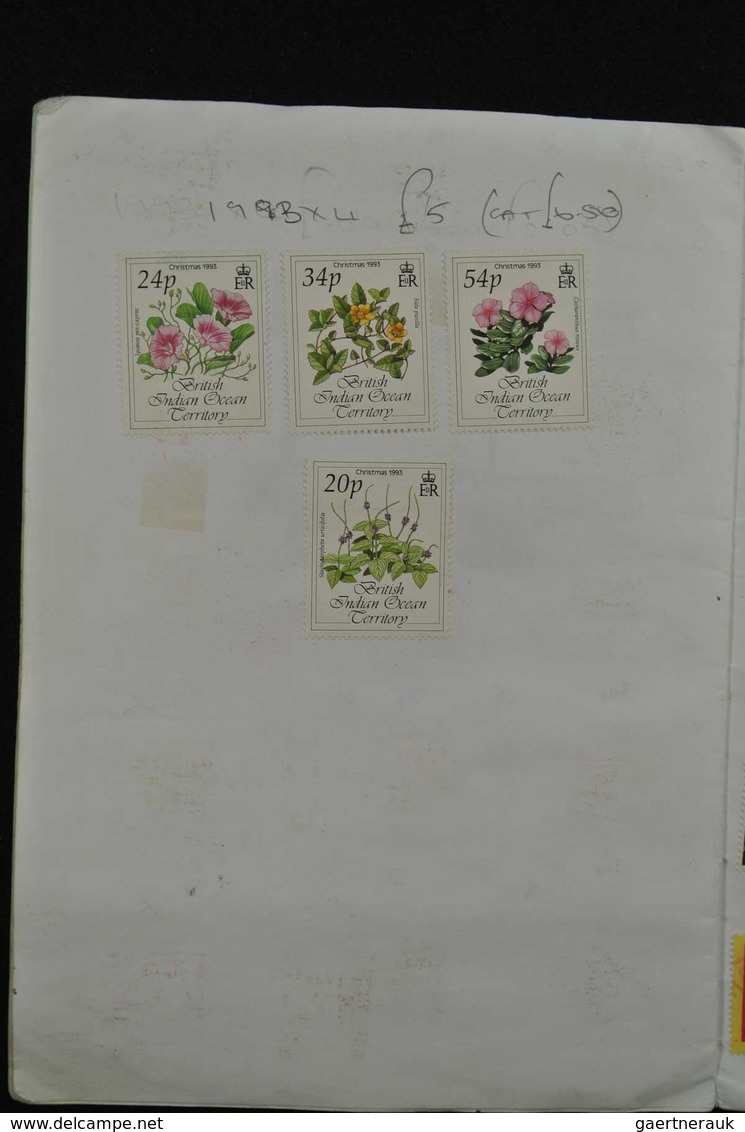 Britische Kolonien: Big box with approval booklets with MNH, mint hinged and used material of Britis