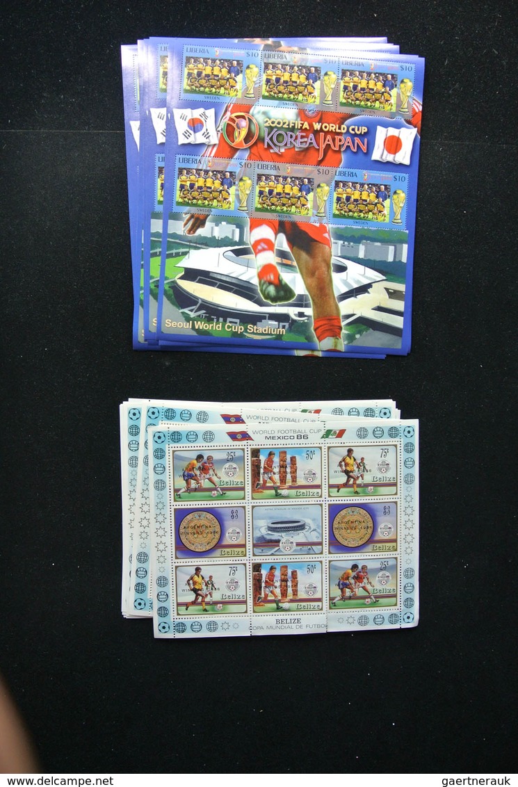 British Commonwealth: 1985-2006: Nice mint never hinged collection of 75 beautiful miniature sheetle