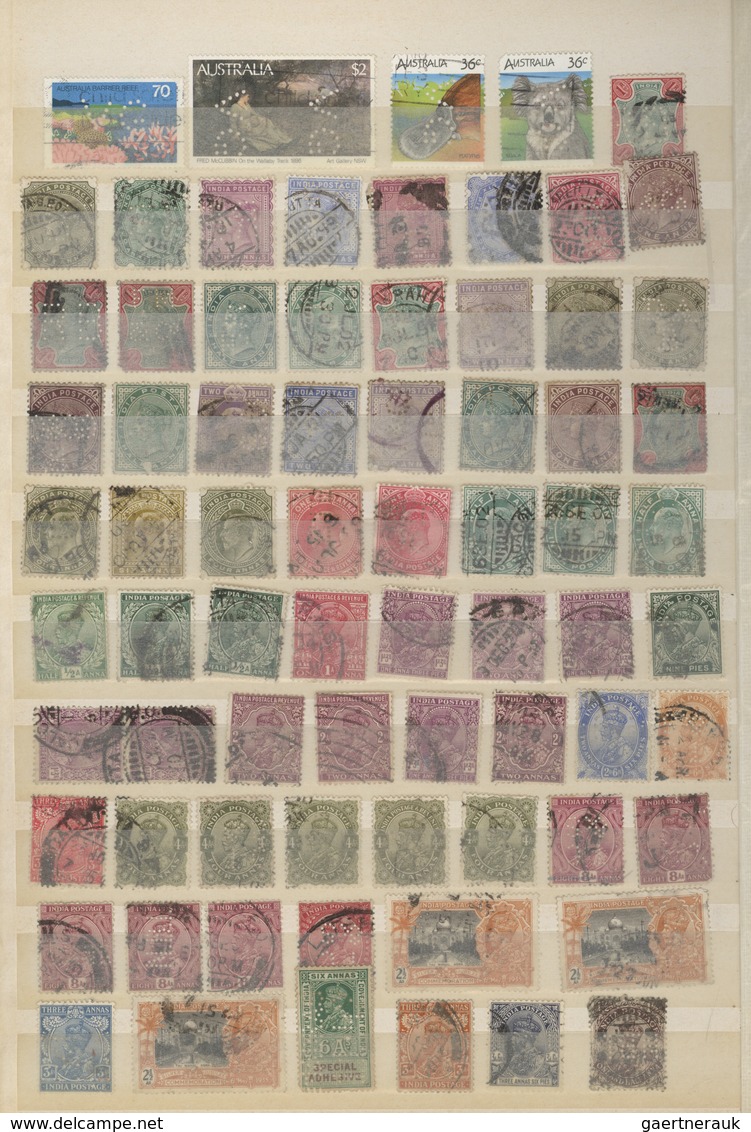 Thematik: Firmenlochung / Perfins: 1885/1990 (ca.), Sophiaticated Accumulation Of Apprx. 3.300 Stamp - Ohne Zuordnung