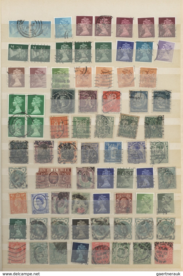 Thematik: Firmenlochung / perfins: 1885/1990 (ca.), sophiaticated accumulation of apprx. 3.300 stamp