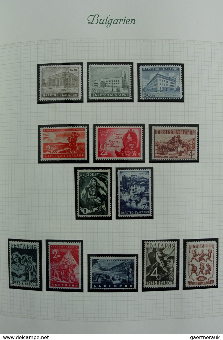 Bulgarien: 1879-1959: Very well filled, mostly MNH and mint hinged collection Bulgaria 1879-1959 in