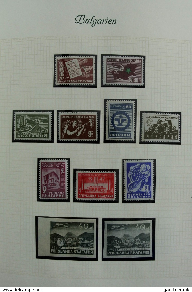 Bulgarien: 1879-1959: Very well filled, mostly MNH and mint hinged collection Bulgaria 1879-1959 in