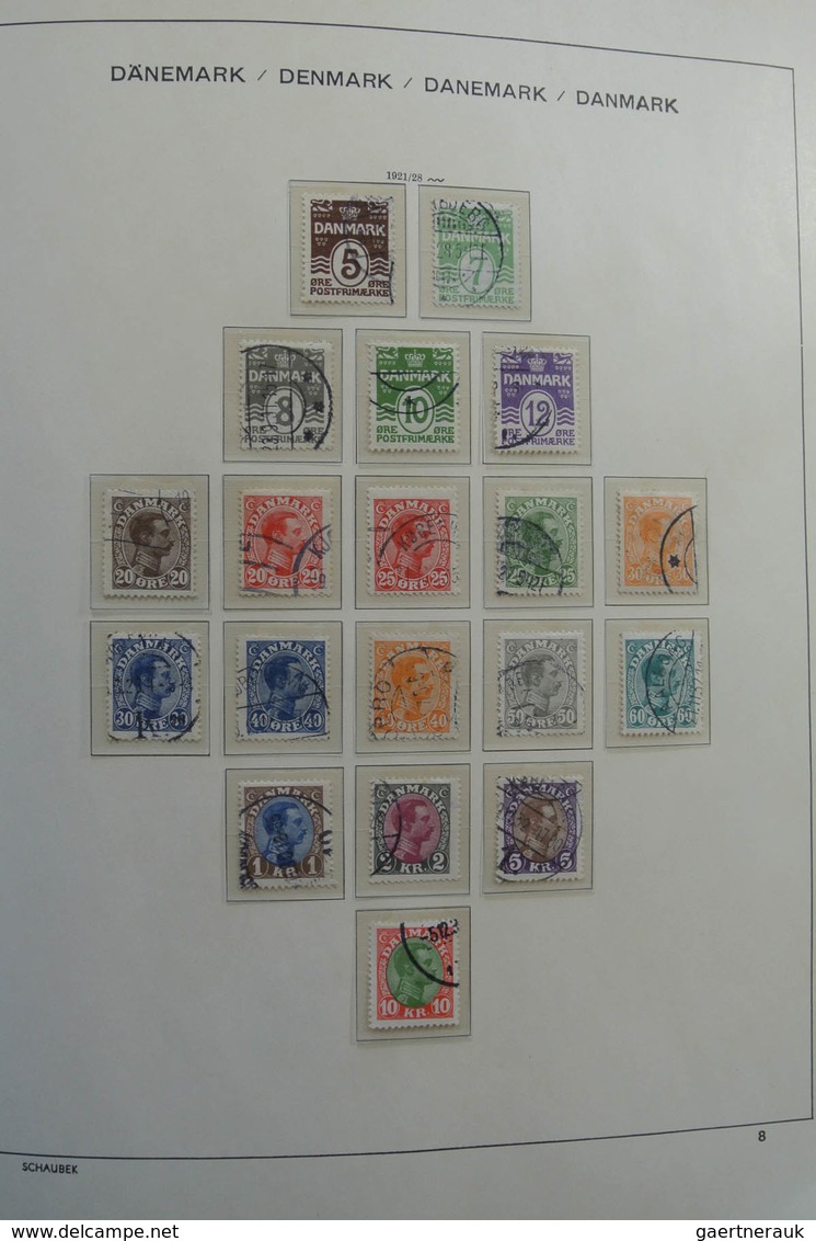 Dänemark: 1851-1984: Beautiful, First Used, Later Mint Hinged And MNH, Somewhat Specialised (perfs) - Briefe U. Dokumente