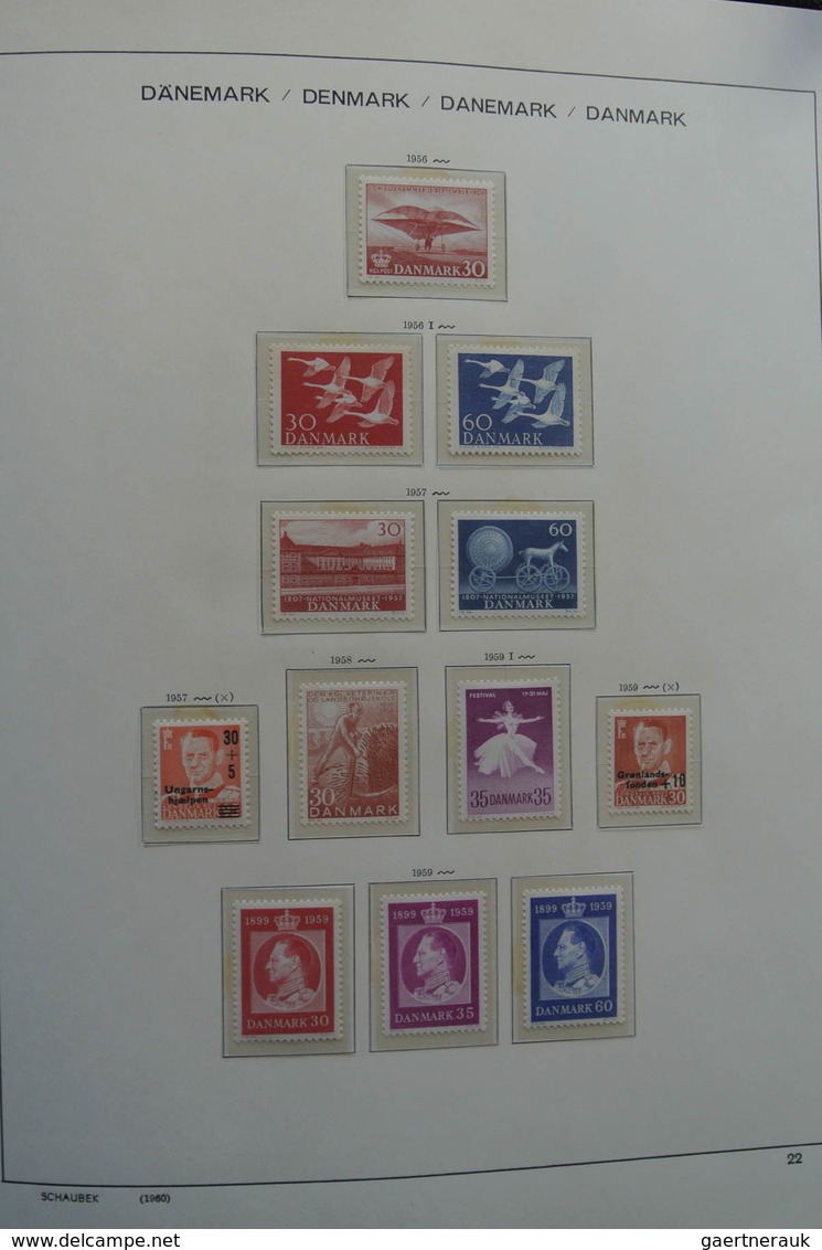 Dänemark: 1851-1984: Beautiful, first used, later mint hinged and MNH, somewhat specialised (perfs)