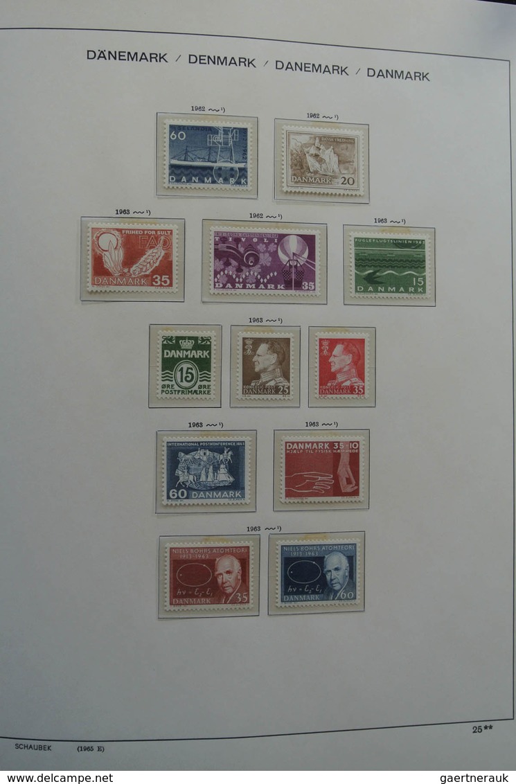 Dänemark: 1851-1984: Beautiful, first used, later mint hinged and MNH, somewhat specialised (perfs)