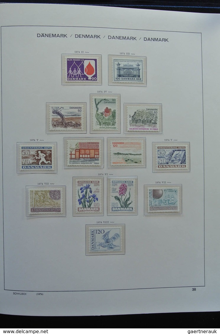 Dänemark: 1851-1984: Beautiful, first used, later mint hinged and MNH, somewhat specialised (perfs)