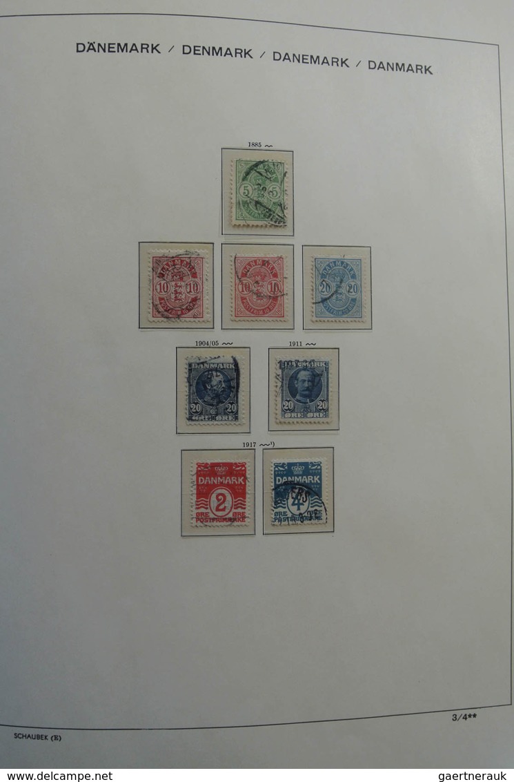 Dänemark: 1851-1984: Beautiful, first used, later mint hinged and MNH, somewhat specialised (perfs)