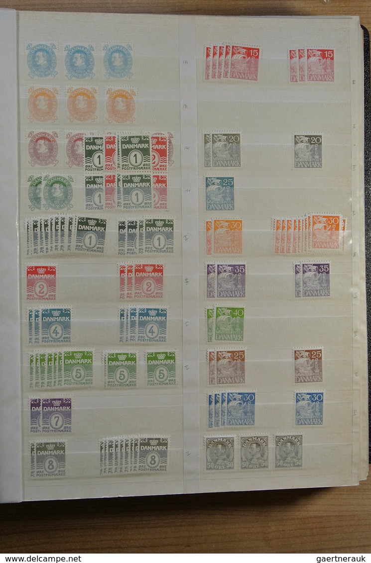 Dänemark: 1855-1979: Nice MNH And Mint Hinged Stock Denmark 1855-1979 In Fat Stockbook. Lot Contains - Briefe U. Dokumente