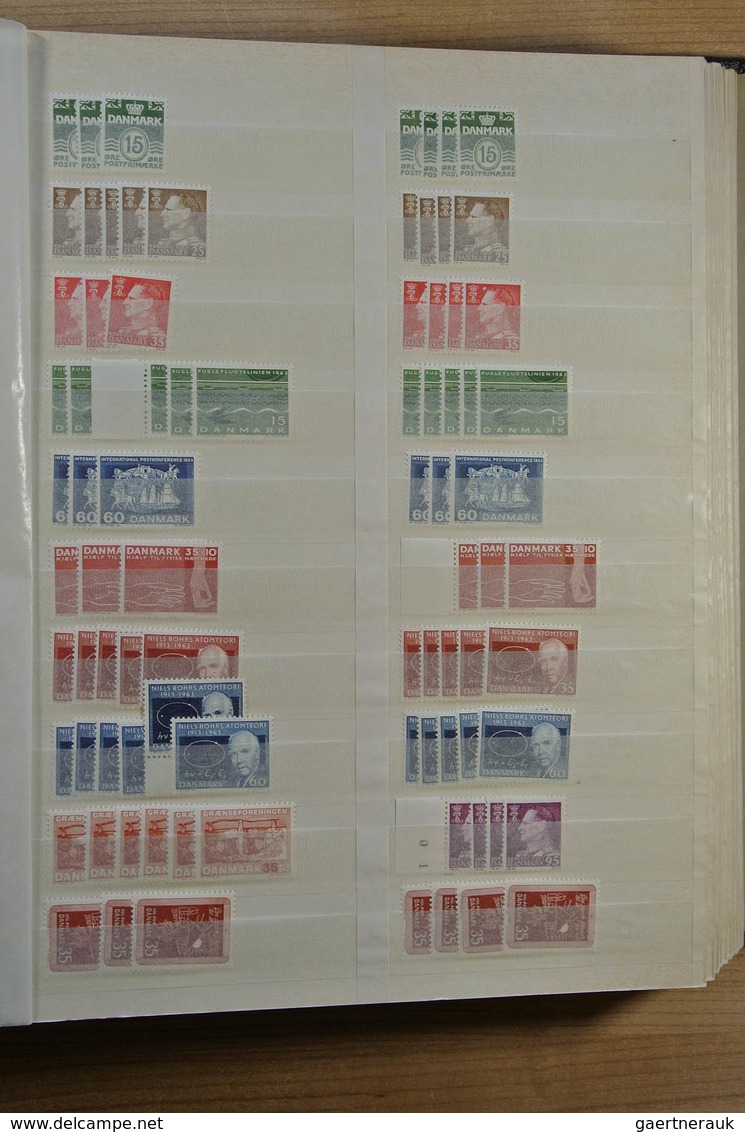 Dänemark: 1855-1979: Nice MNH and mint hinged stock Denmark 1855-1979 in fat stockbook. Lot contains