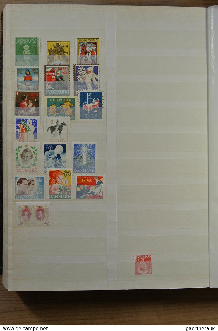 Dänemark: 1855-1979: Nice MNH and mint hinged stock Denmark 1855-1979 in fat stockbook. Lot contains