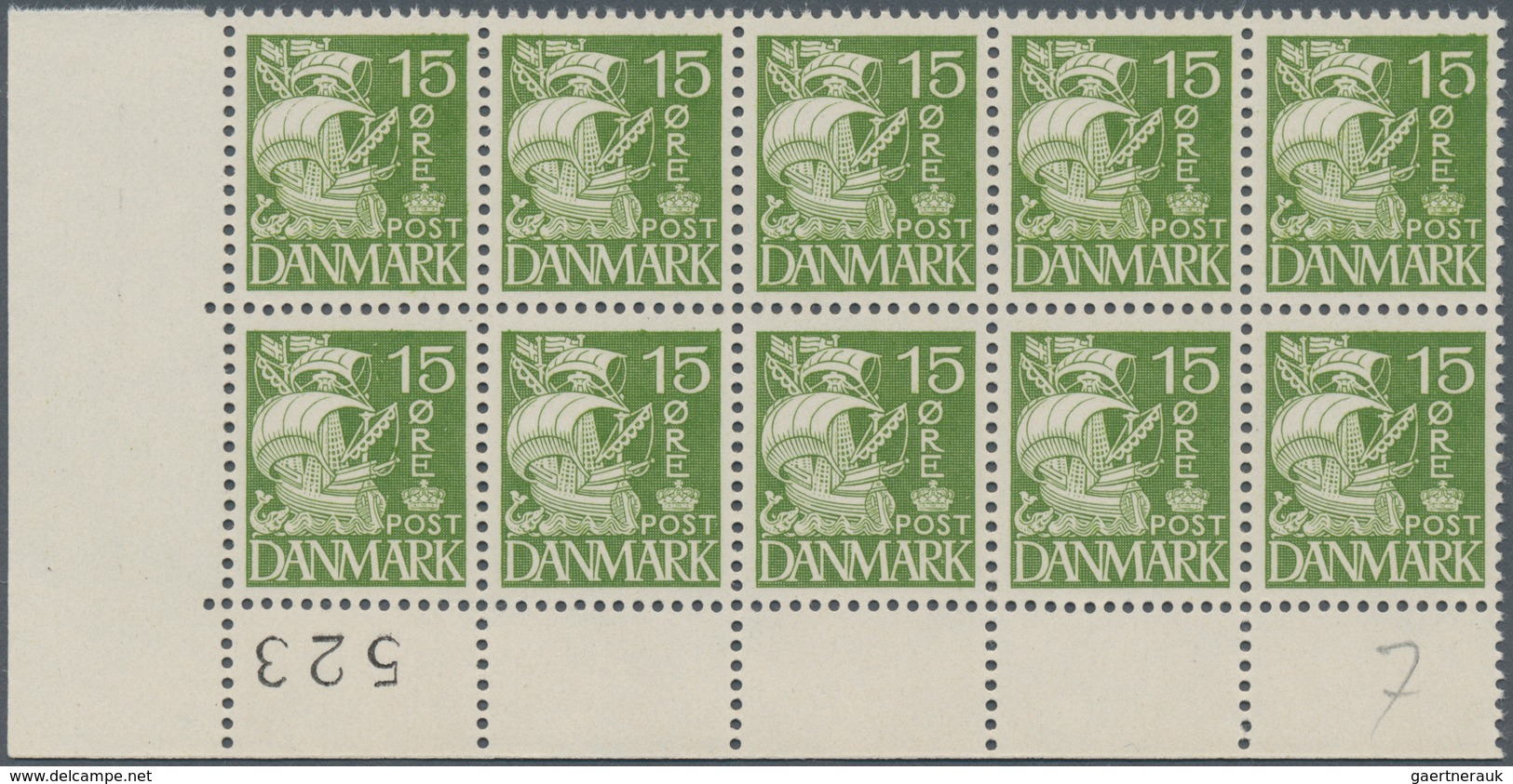 Dänemark: 1940, Caravelle 15öre Green With Quadrille Background In A Lot With 130 Stamps Incl. Sever - Briefe U. Dokumente