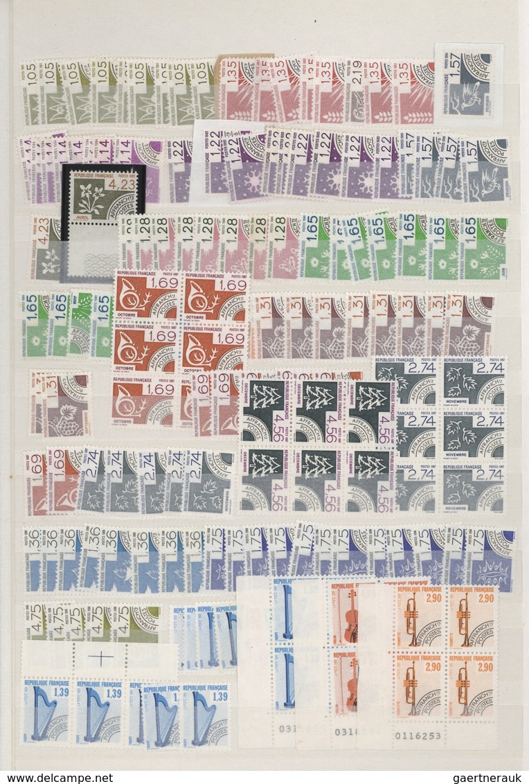 Frankreich - Vorausentwertungen: 1921/2008, Accumulation Of More Than 1.200 Stamps, Well Filled Thro - Sonstige & Ohne Zuordnung