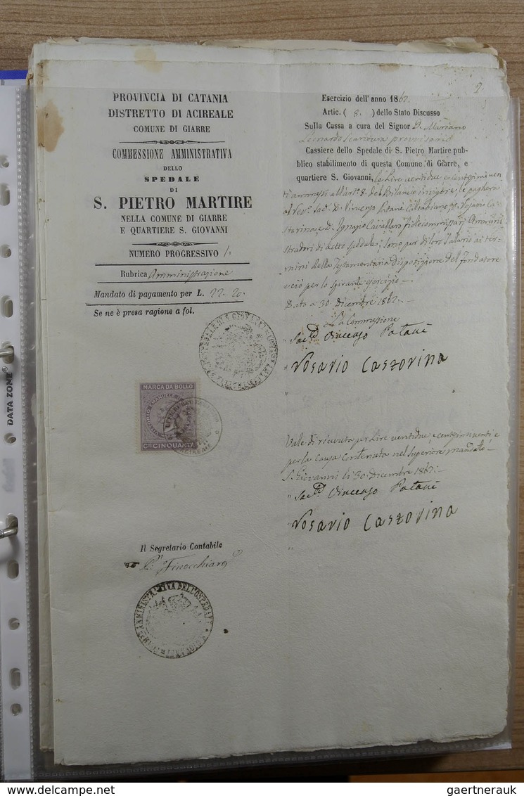 Italien: Two ordners with ca. 300 old covers and documents of Italy, including pre-philately, nice f