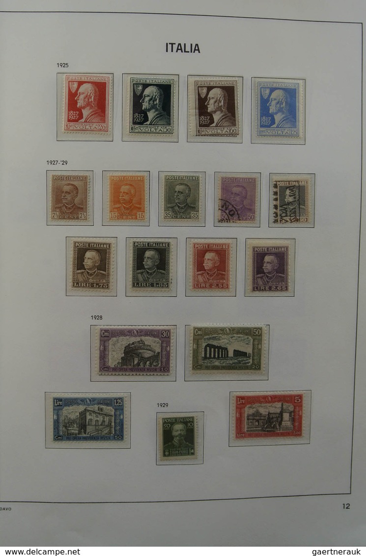 Italien: 1861-1975. MNH, Mint Hinged And Used Collection Italy 1861-1975 In 2 Davo Cristal Albums An - Sammlungen