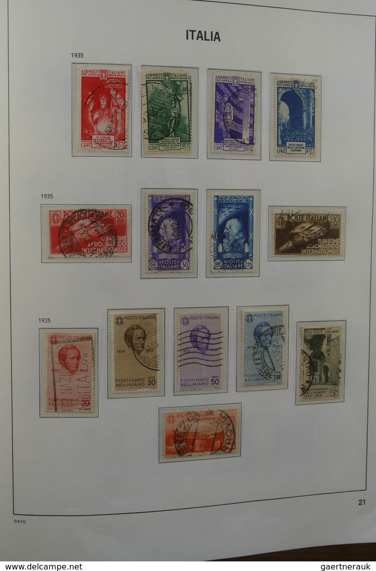 Italien: 1861-1975. MNH, mint hinged and used collection Italy 1861-1975 in 2 Davo cristal albums an
