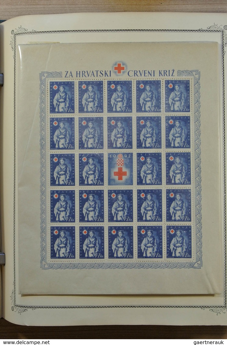 Jugoslawien: 1874-1945: Well filled, MNH, mint hinged and used collection Yugoslavia 1874-1945 in Sc