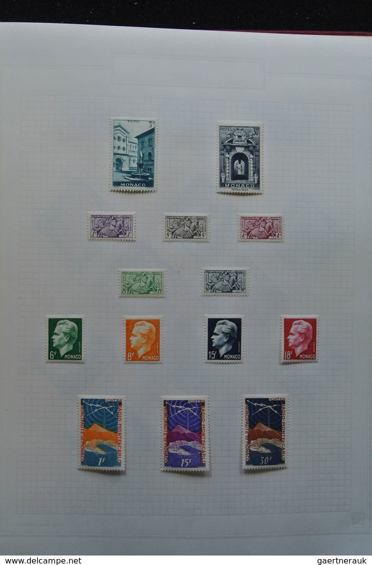 Monaco: 1885-1974: With the exception of only a few stamps complete, mint hinged collection Monaco 1