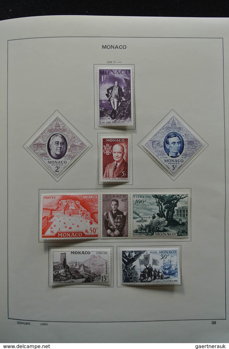 Monaco: 1885-1974: With the exception of only a few stamps complete, mint hinged collection Monaco 1