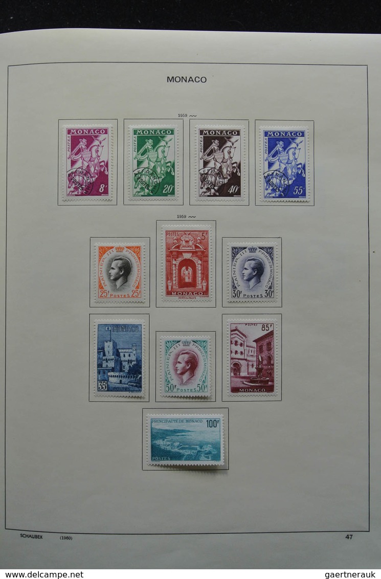 Monaco: 1885-1974: With the exception of only a few stamps complete, mint hinged collection Monaco 1